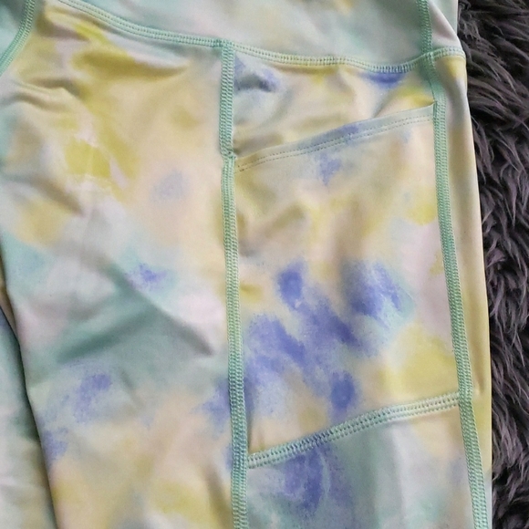 NWOT Tek Gear DryTek Athletic 3/4 Leggings - Picture 5 of 5